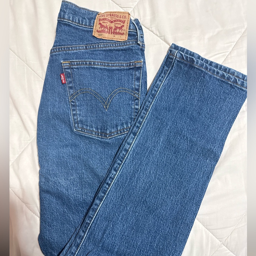 501 levis women jeans